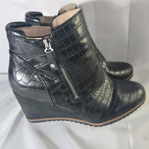 Naturalizer SOUL Women's Haley Croc Black Wedge Boots Sz 7.5W - Picture 2 of 7